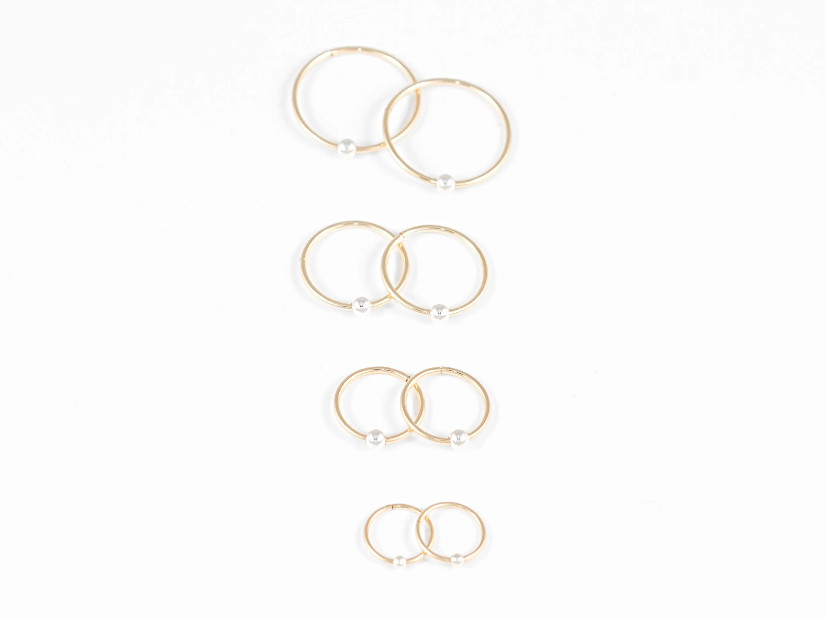 10k Yellow Gold Hoop Earrings – 15mm Sleeper – Medium