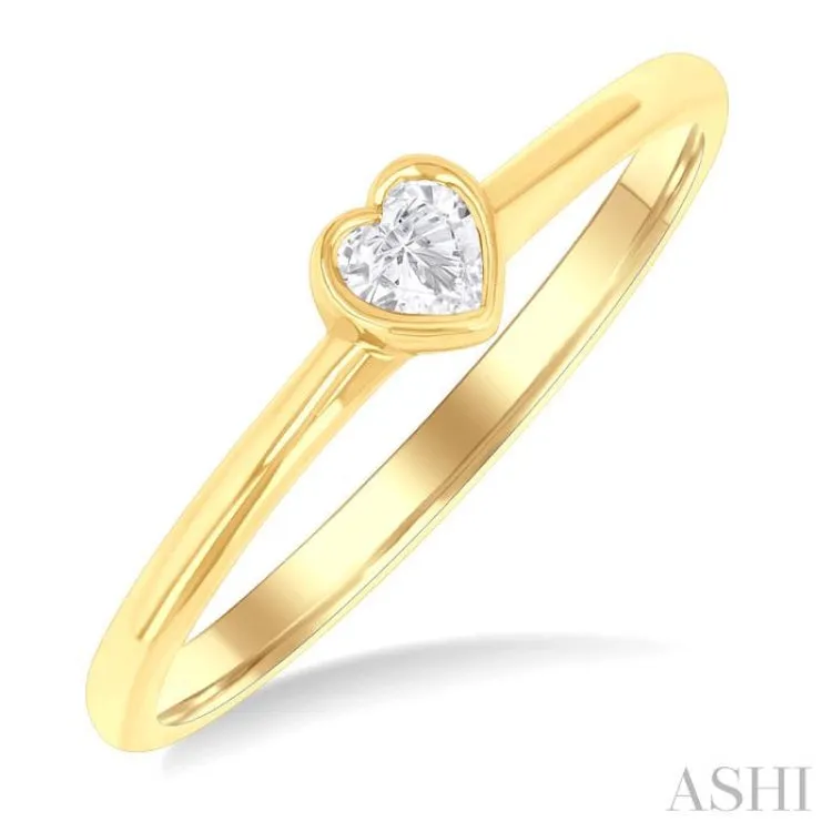 1/6 Ctw Petite Bezel Set Heart Shape Diamond Fashion Ring in 10K Yellow Gold