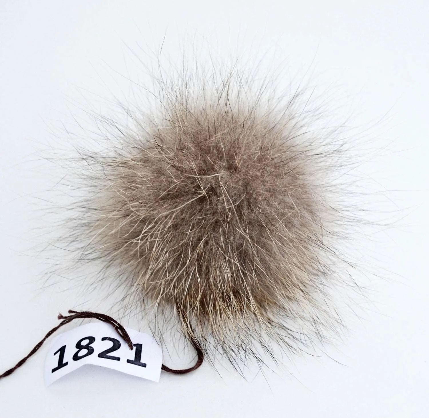 7" Raccoon Pom Pom! Large Pom Pom Hat Raccoon Pompom Natural Fur Pompom Large Pom Poms Fur Ball Detachable Pom Pom Hat Beanie Children Women