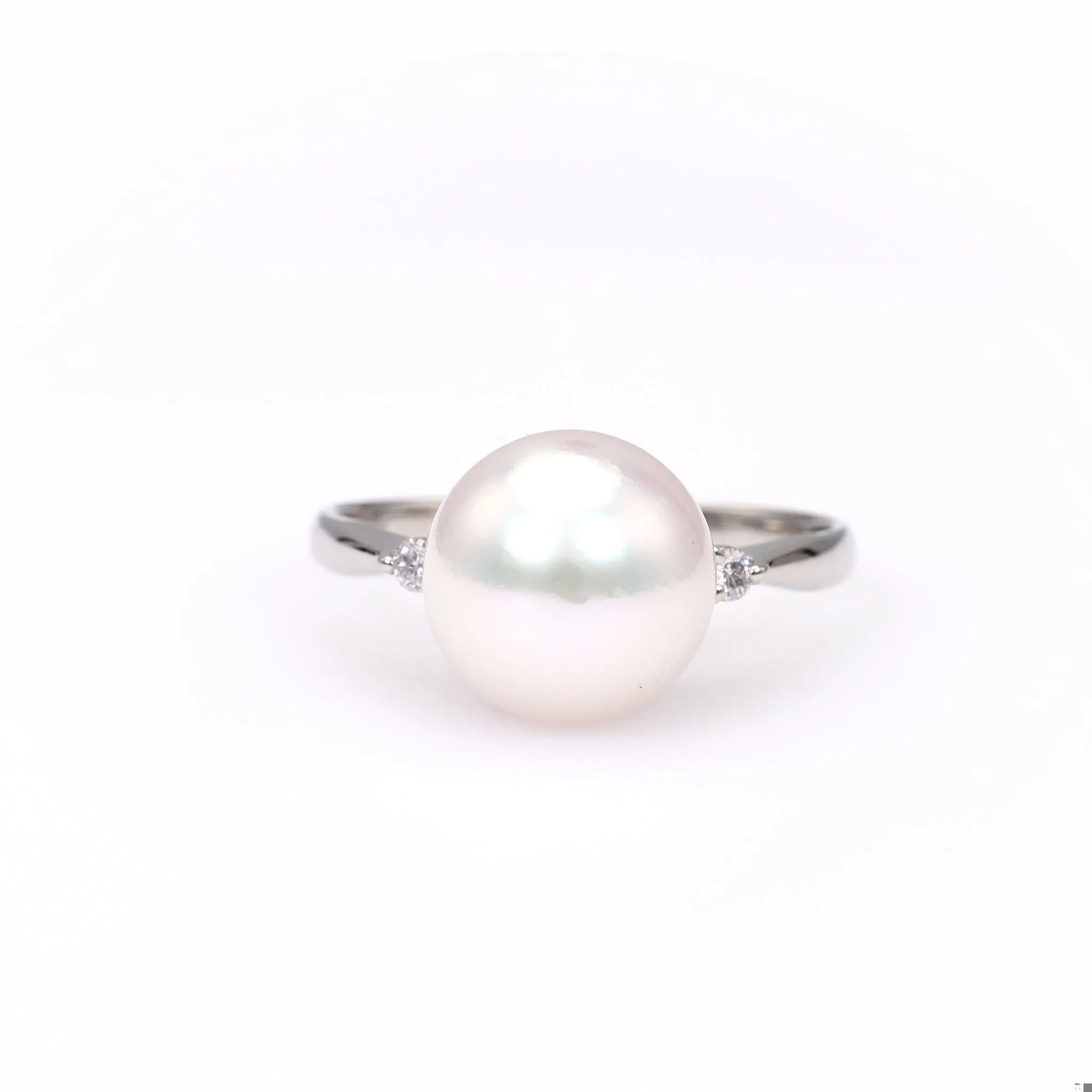 Akoya Pearl Diamond Platinum Ring