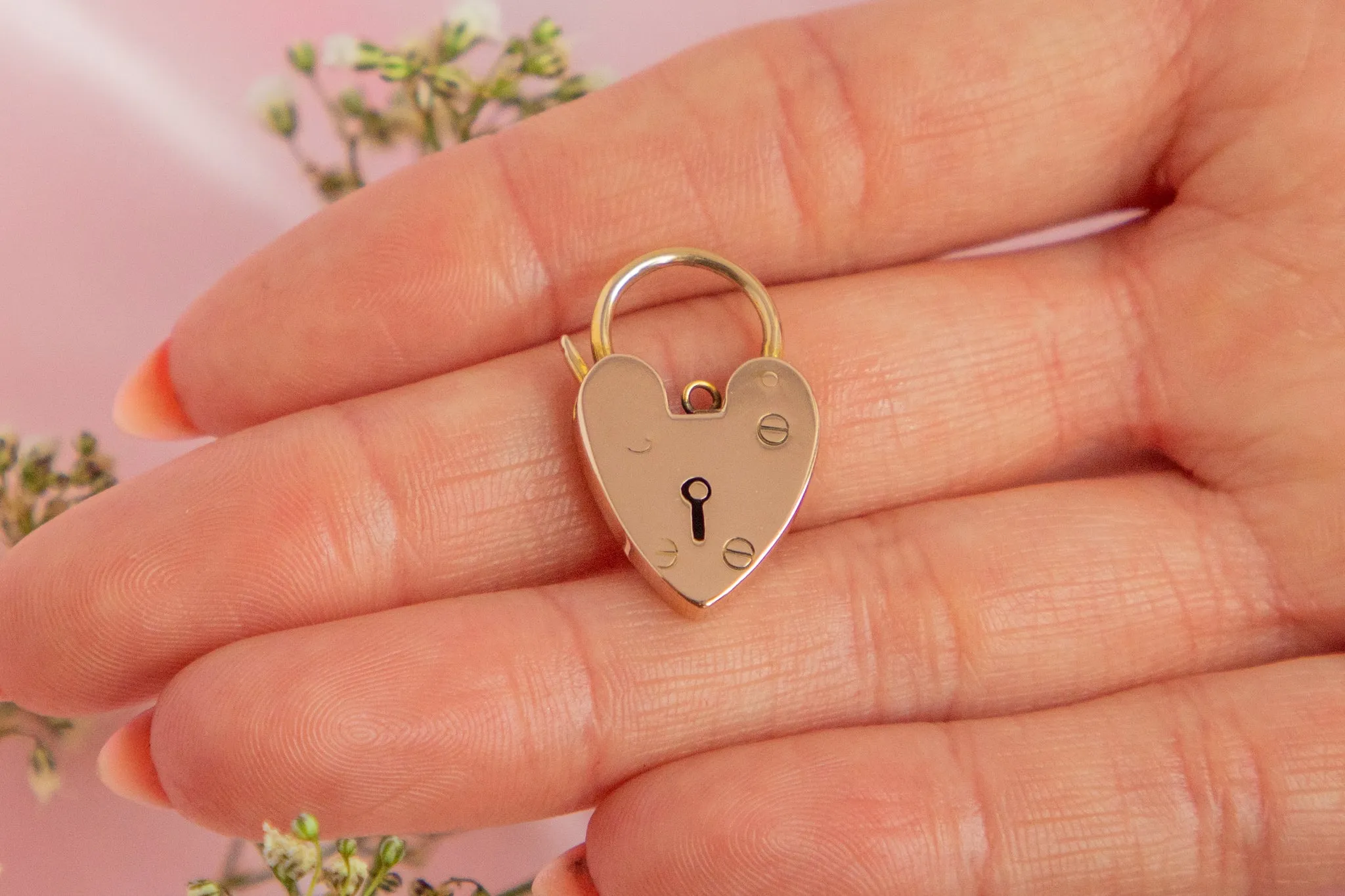 Antique 9ct Gold Heart Padlock Pendant