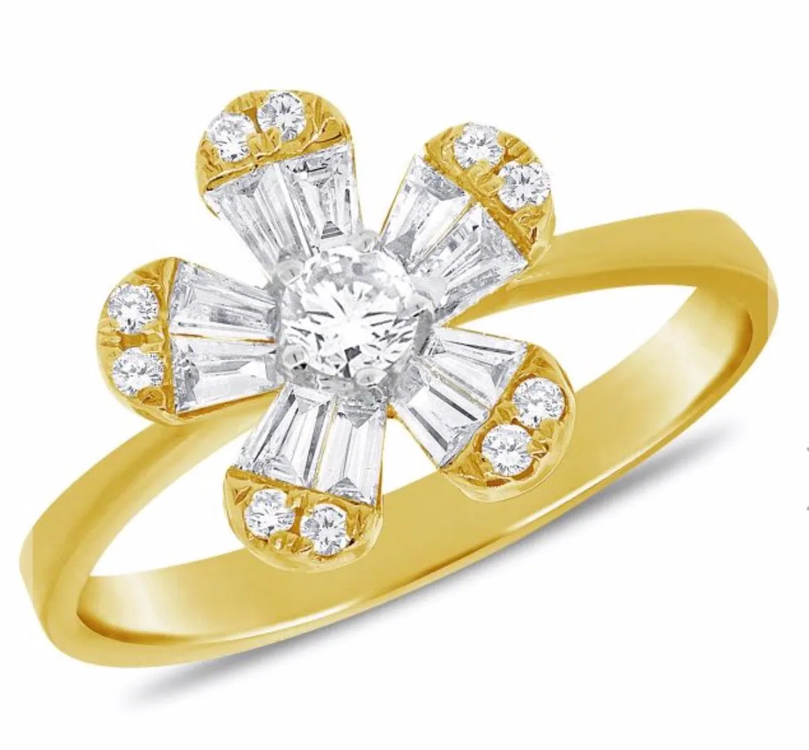 Baguette and Round Brilliant Cut Diamond Flower Ring in Yellow Gold