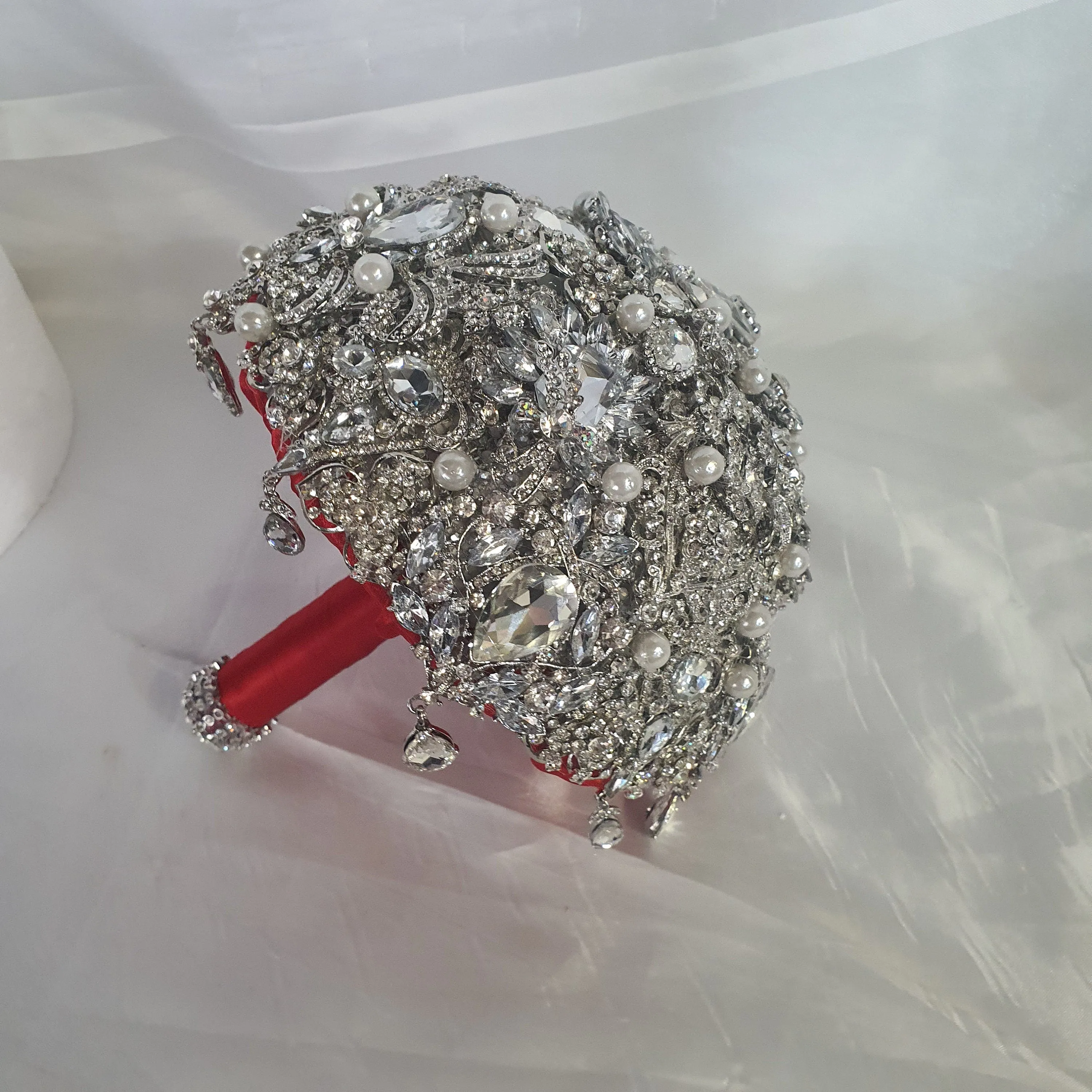 Brooch  bouquet, jewel bouquet, Full jeweled bouquets. by Crystal wedding uk