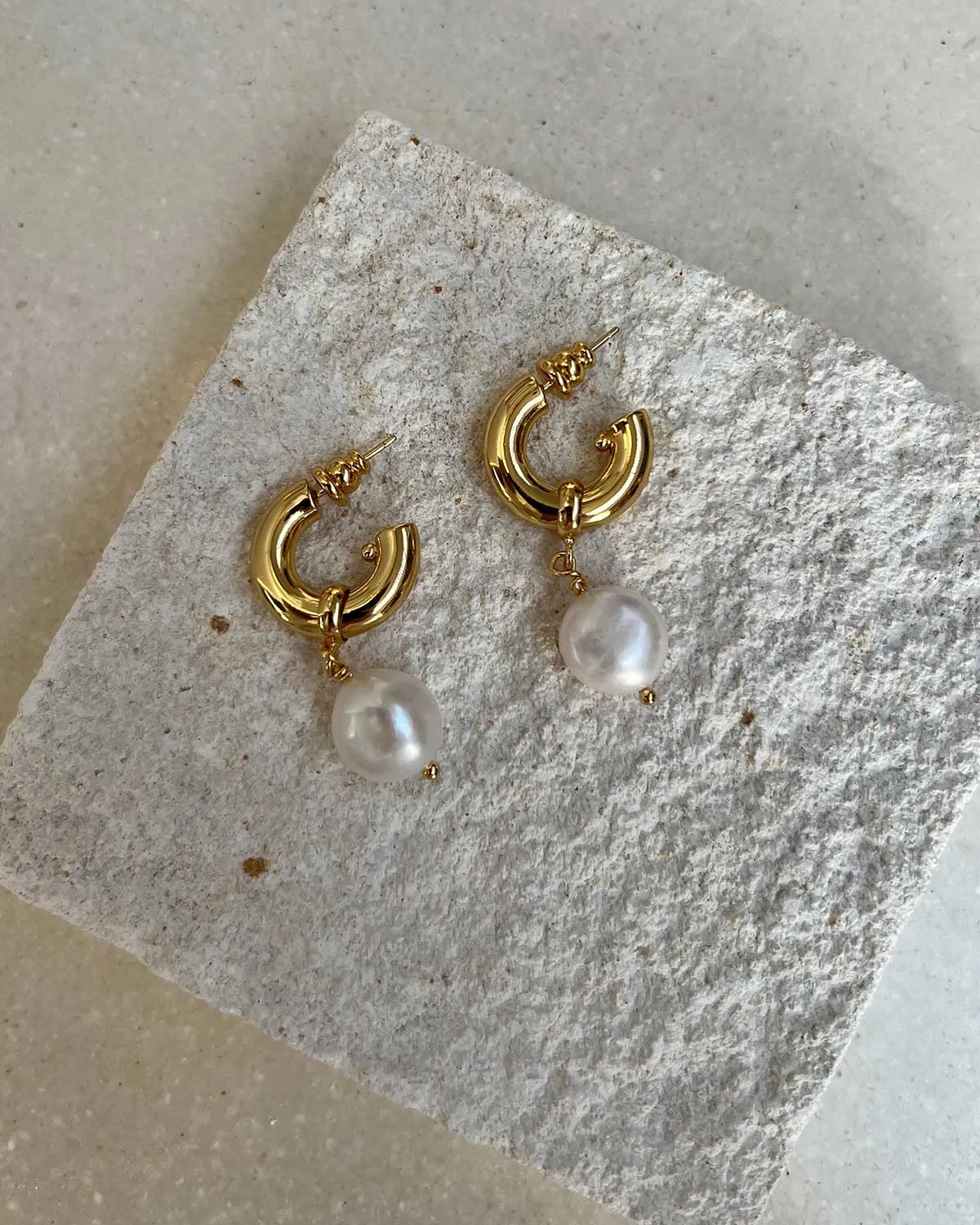 PEARL DROP EARRINGS