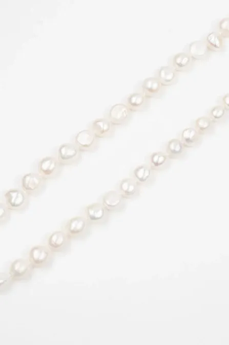 Statement Pearl Necklace